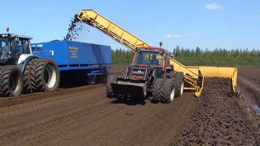 sod-peat-harvesting